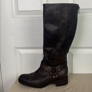 LL Bean Deerfield leather zip up harness boots